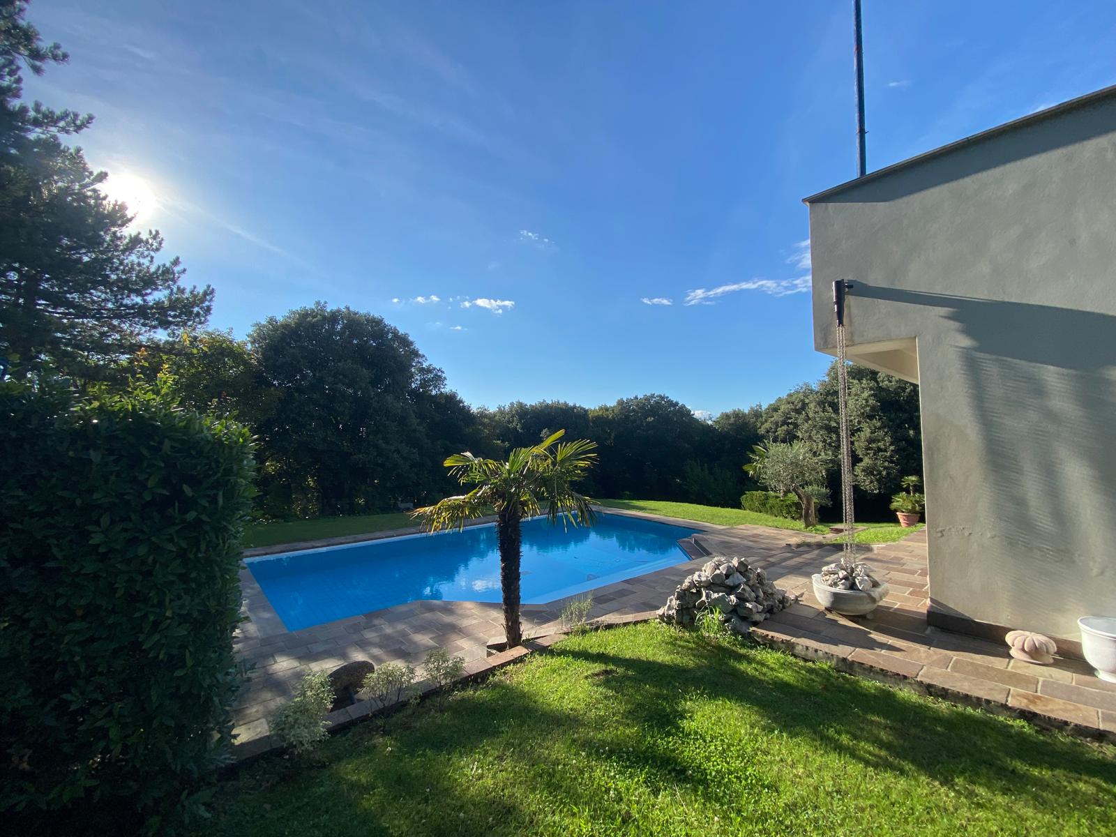 1 (2)